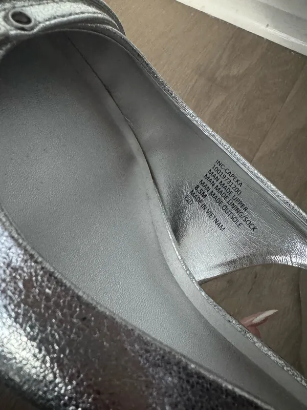 Silver kitten heels - Image 4