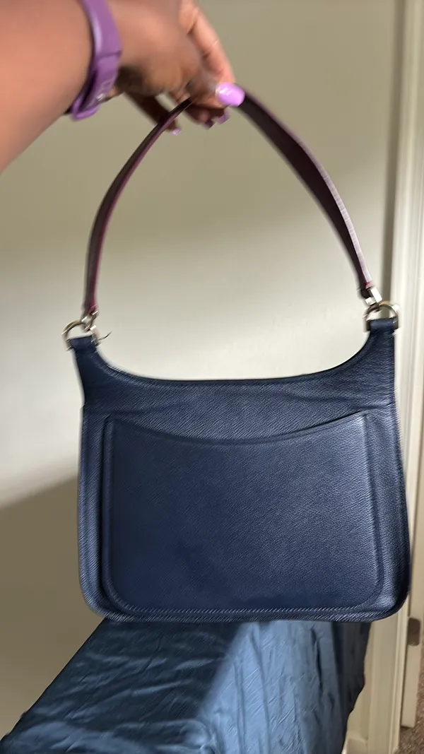 Kate Spade large shoulder leather bag Navy  - Image 3