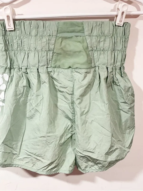 Free People Green Mist‎ The Way Home High Rise Shorts Size Medium - Image 4