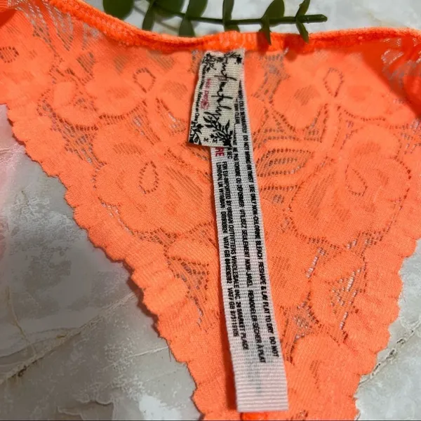 New‎ Free People Intimately Galloon Lace Racerback Bralette Medium Romantic Chic - Image 2