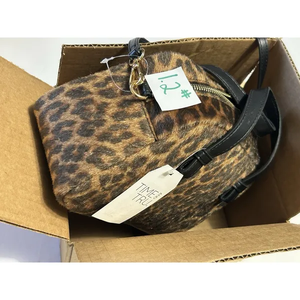 NWT Time and Tru Women Mini Satchel Crossbody Bag Faux Fur Leopard Print Boxy - Image 10