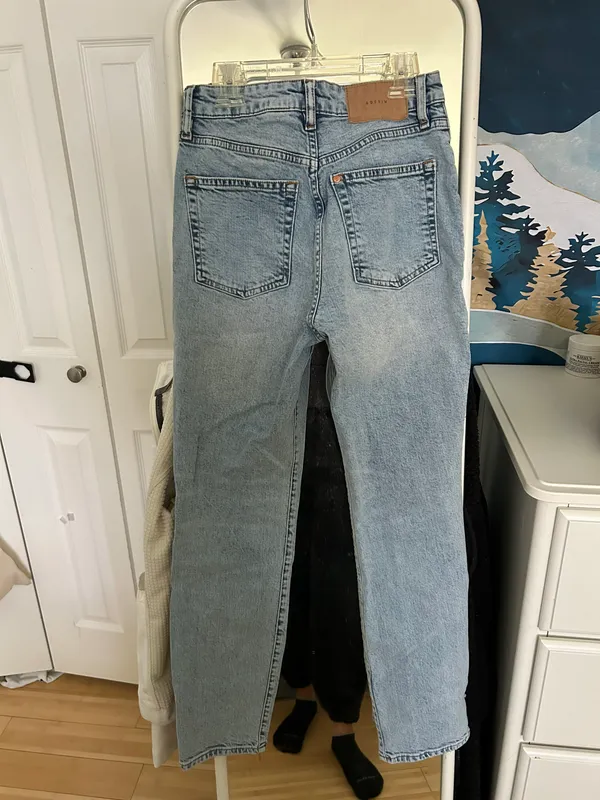 H&M Mom Jeans - Image 3