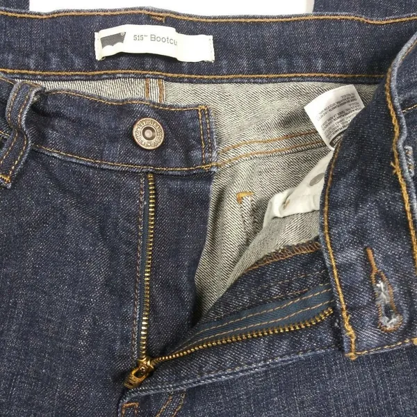 Levi’s 515 Bootcut Jeans Women’s Size 8M Dark Wash Stretch Denim Classic Fit - Image 8