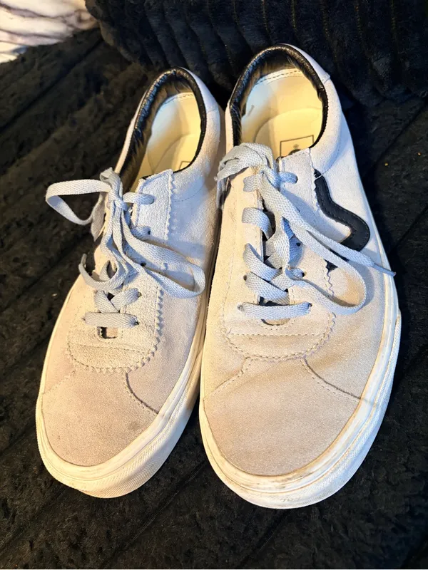 Vans Suede Low-Top Sneakers in Light Beige with Black Accent - Image 3