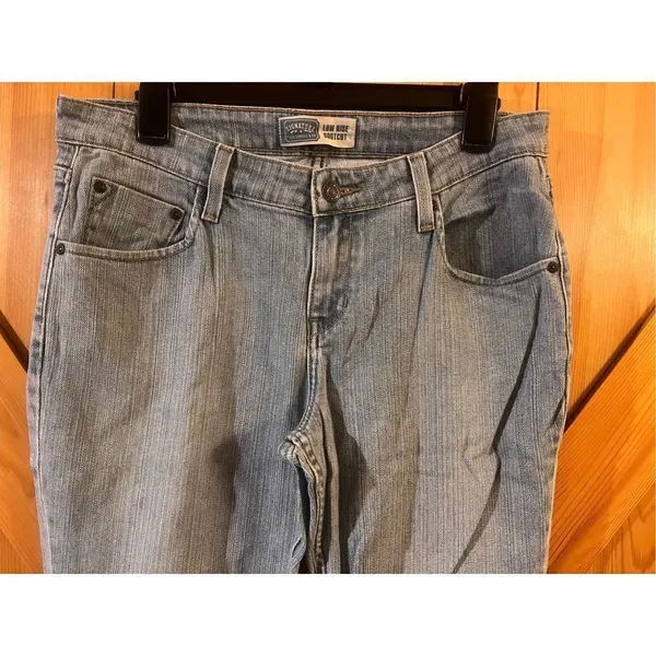 Levi's Signature by Levi Strauss & Co. Low Rise Bootcut Jeans Women's 10 Short Blue (13 - Image 2