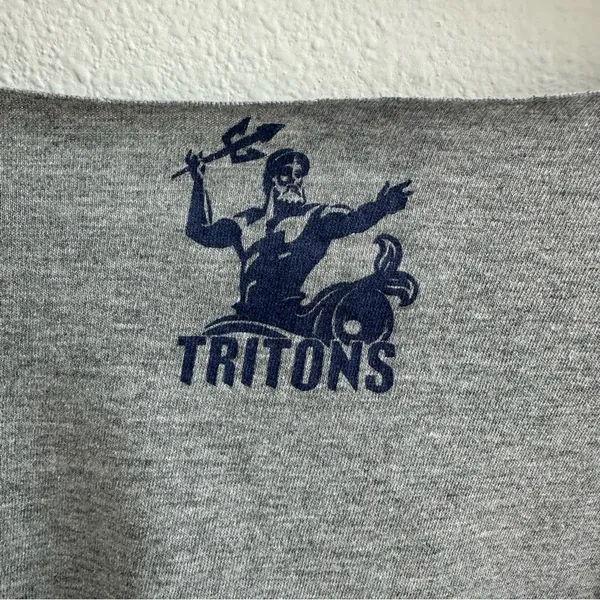 Russell Athletic UCSD Volleyball Cropped Off the Shoulder Tee - Image 5