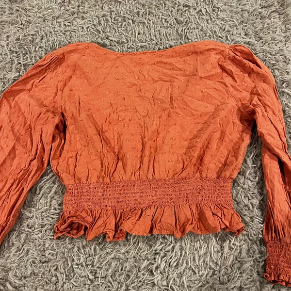 Hem & Thread Top - Image 3
