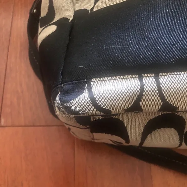 Coach Signature Multifunction Diaper Travel bag - Image 5