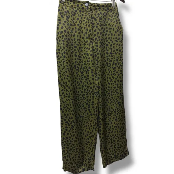 Zara | NWOT Turkey Olive Green Leopard Print High Waist Straight Leg Pants (XS) - Image 3