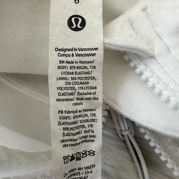 3.  Lululemon Define Jacket *Luon sz 6 euc white - Image 8