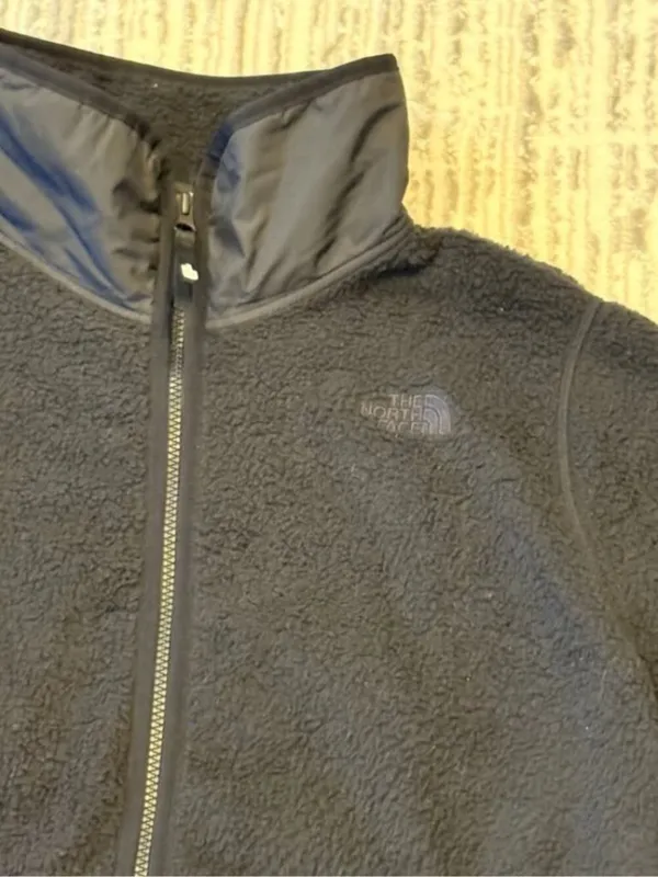 NEW The North Face women's large Black fleece jacket - Image 3