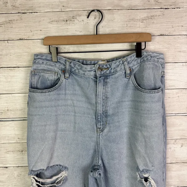 Pacsun 90s Boyfriend Jeans Size 33 - Image 2