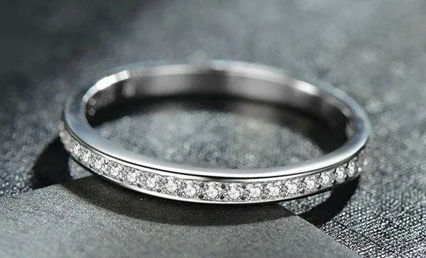 Sterling Silver SIZE 6 925  Stackable Dazzling Cubic Zirconia Ring - Image 4