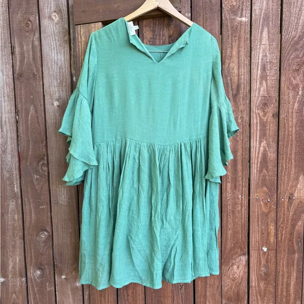 Umgee Bohemian Boho Green Embroidered Bell Sleeve Dress - Image 5