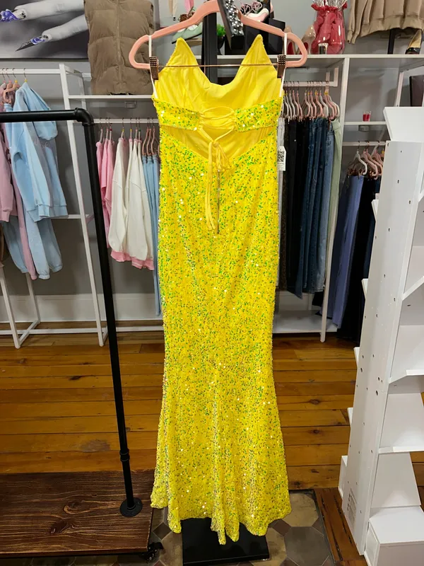Boutique Yellow strapless sequined maxi prom dress - Image 5