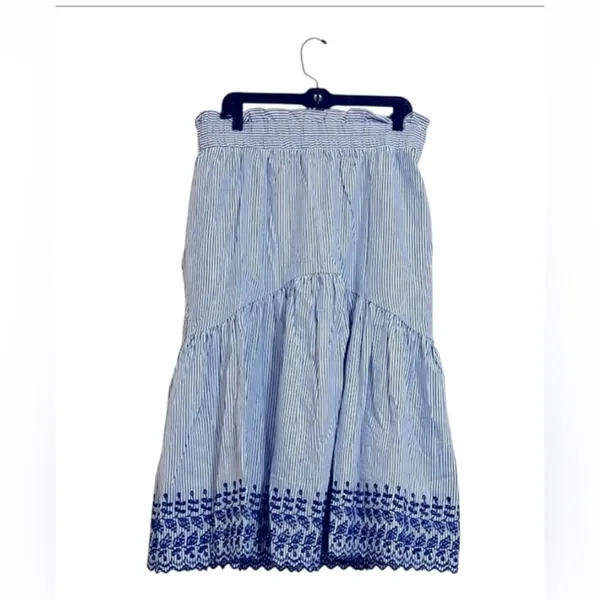 Tuckernuck Cinzia Blue Stripe Eyelet Midi Skirt Medium NWT - Image 3