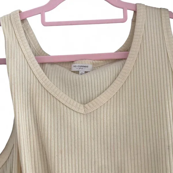 No Comment Plus women's cream/ivory ribbed jumpsuit in size 1X - Image 5