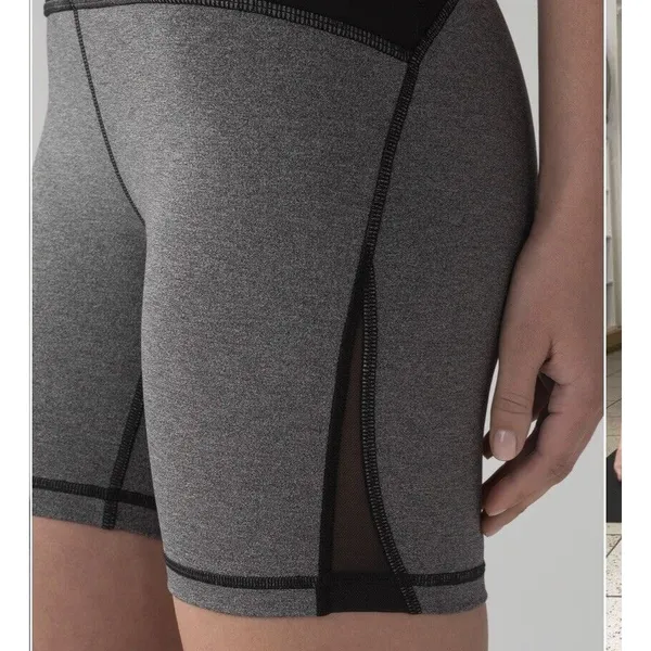 Lululemon Train Times Shorts 6" Size 4 - HeathereD Black Gym Run Hike Train Yoga - Image 2