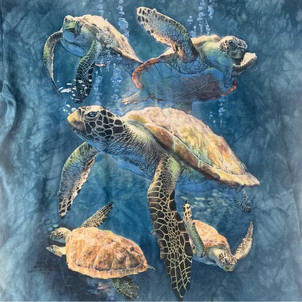 The Mountain size medium unisex turtle Ocean Blue Tie-Dye T-Shirt newport aquari - Image 5