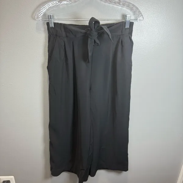Lululemon Pants‎ Size 6 Black Noir Crop Wide Leg High Tie Waist Travel Casual - Image 2