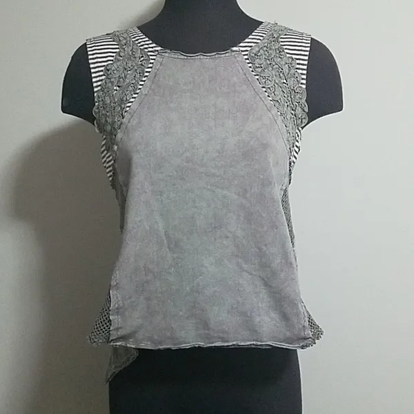 Bohemian Gimmicks by BKE Brown Tank Top (Medium) - Image 4