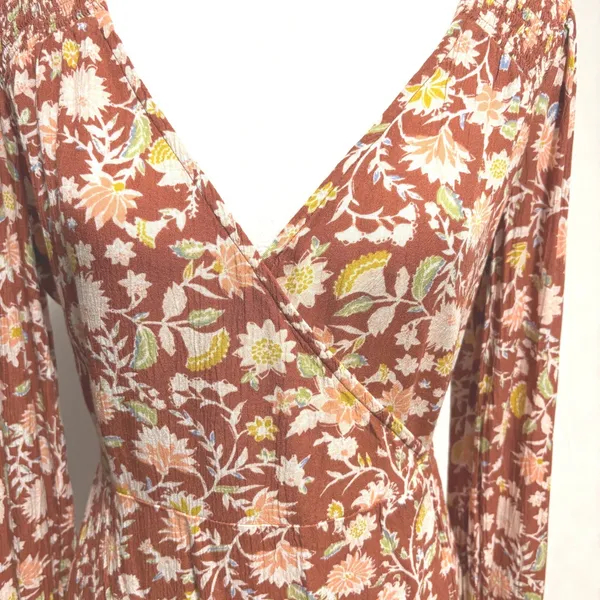 Billabong Wrap Dress Red Clay Crinkle Floral Blouson Sleeve Boho Cottage Party M - Image 4