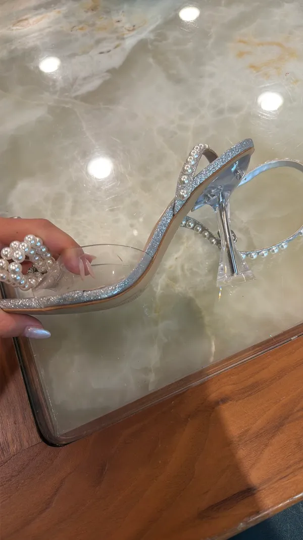 Gianni Bini Heels Silver Sparkly pearl - Image 2