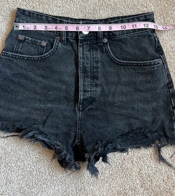 ZARA Black High Rise Distressed Cheeky Denim Shorts Size 2 - Image 4