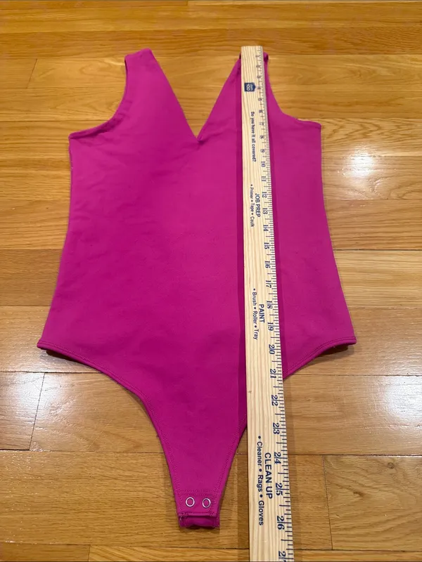 Abercrombie & Fitch soft collection hot pink thong bodysuit size small . - Image 3