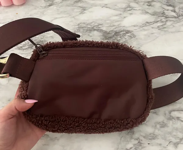 Lululemon Belt Bag - Image 4