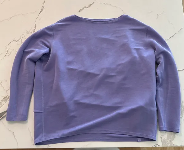Lululemon Back In Motion Longsleeve - Image 3