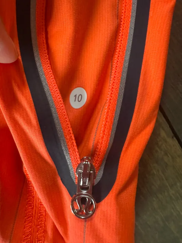 Lululemon Run: Get Up and Glow Reflective Jacket - Image 3