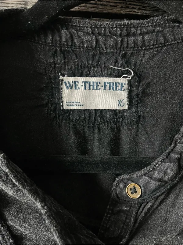 We The Free oversized flowy top size XS - Image 2