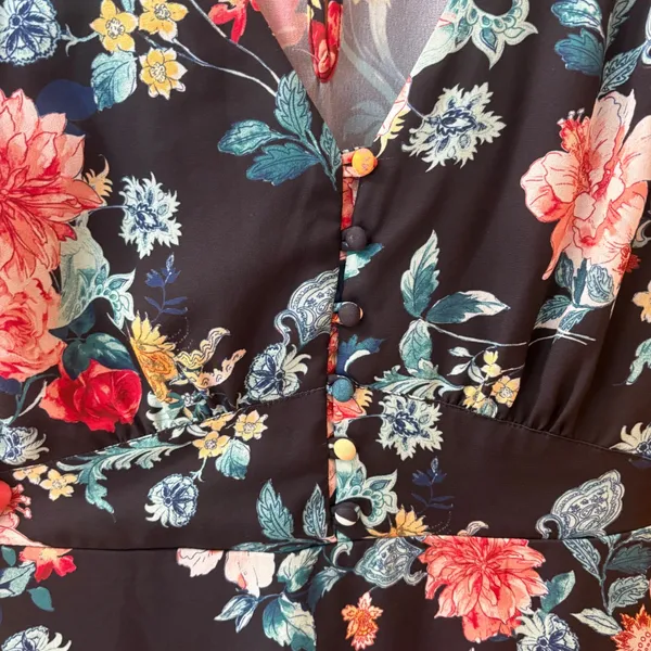 Row-A Floral Mini Dress Womens Medium Black Flutter Sleeve V-Neck Boho Chic - Image 3