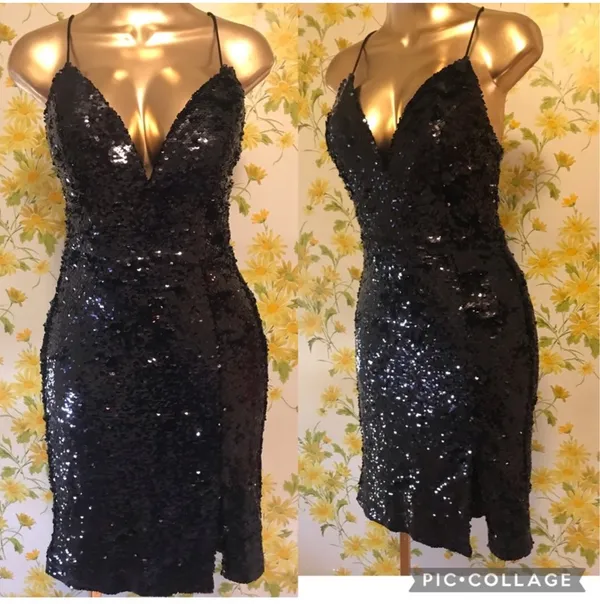 Sequined mini dress black size M Black Sequin V-Neck Lace-Up Short Party Dress - Image 7