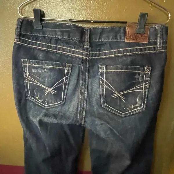 BKE Starlite size 28 rolled hem cropped jeans. - Image 7