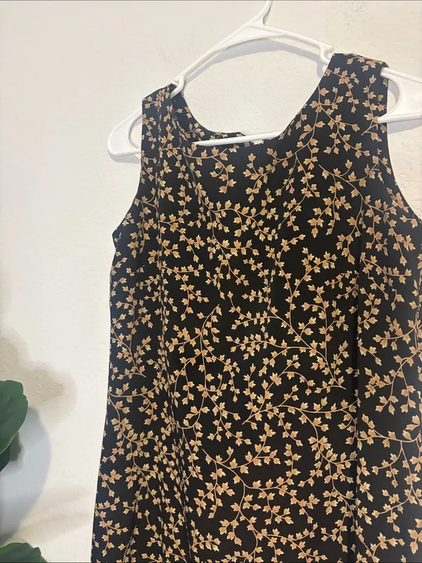 Vintage Leslie Fay Black Floral Sleeveless Midi Dress - Elegant Everyday Style - Image 3