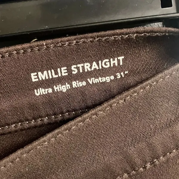 DL1961 ultimate knit Emilie Straight-Leg ultra high rise vintage 31” dark cocoa - Image 5