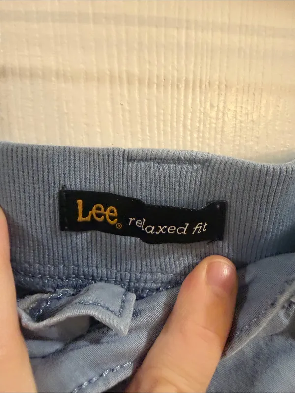 Lee Women's Light Blue Cargo Shorts - Image 5