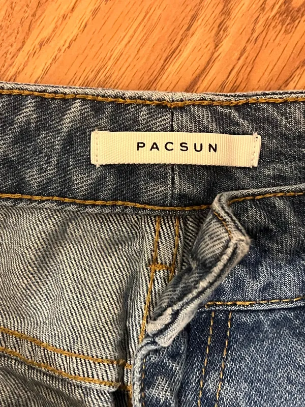 Pacsun Mom Jeans - Image 3