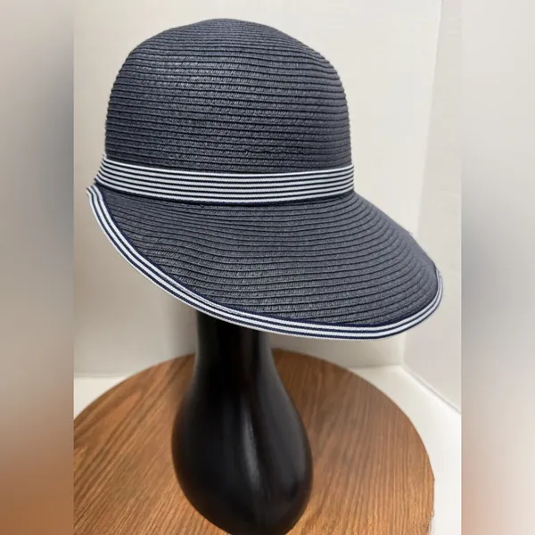 Lands’ End Women’s Facesaver Navy Sunhat READ Description !!! - Image 5