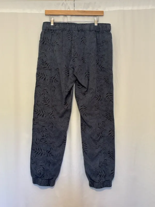 TenTree Colwood Jogger Leaf Print size‎ M - Image 3