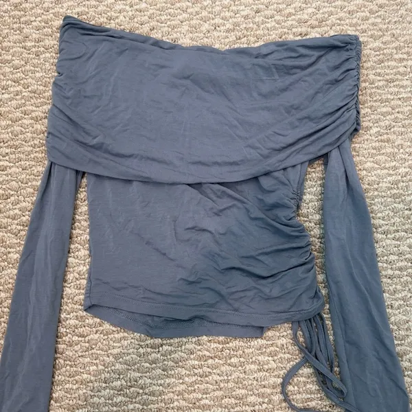 Edikted Women's Off-Shoulder Gray Top - Image 6