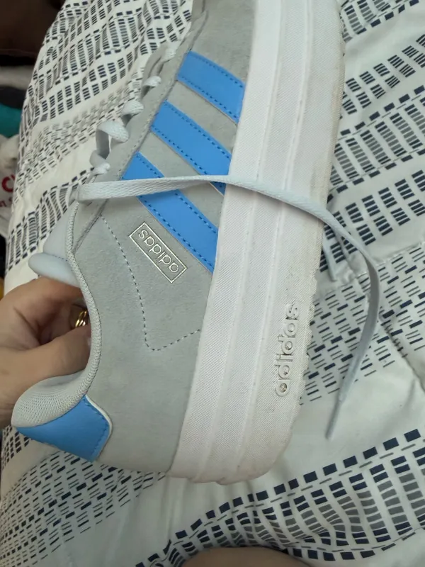 Adidas Shoes - Image 4
