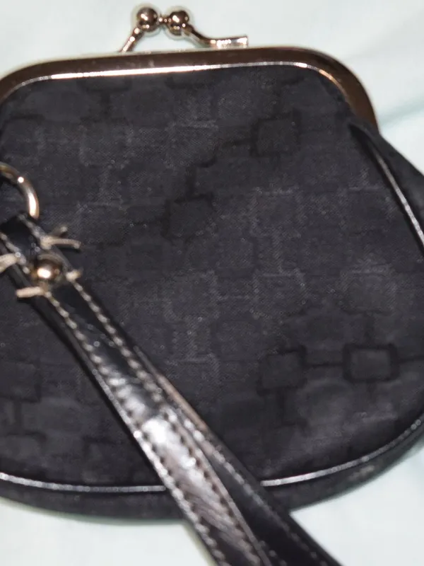 Black Geometric Print Kiss Lock Coin Purse Wristlet - Image 3