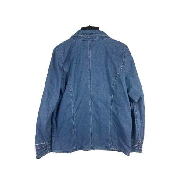 VTG Y2K Denim & Co M Blue Denim Jean Jacket Embroidered Pockets Snap Up Front - Image 4