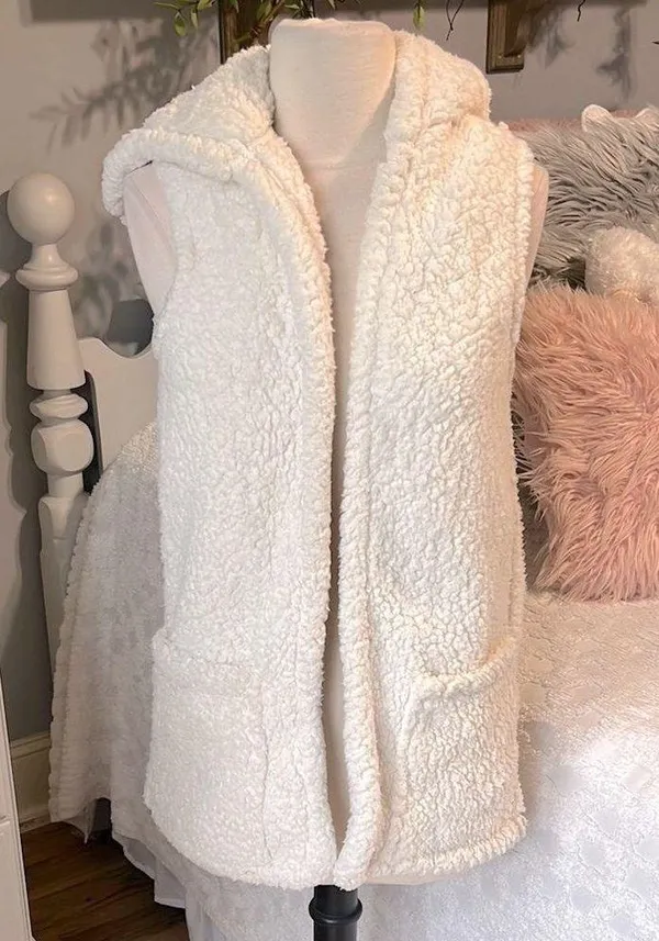 The Pants Store Cozy Off White Sherpa Vest Hoodie - Image 2
