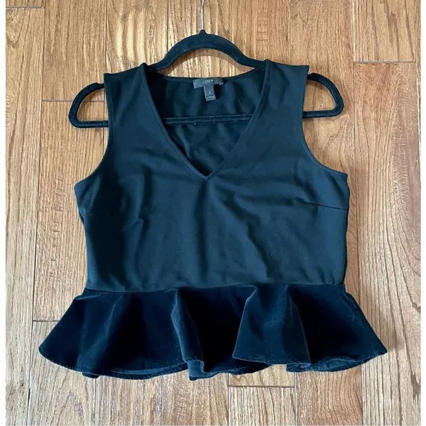 J.crew velvet peplum cropped tank size small - Image 9