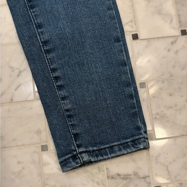 Women’s Distressed Mid-Rise Skinny Jeans - Image 2