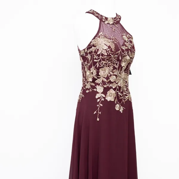 Betsy & Adam‎ - "Celeste" Long Embroidered Chiffon Gown. - Image 11